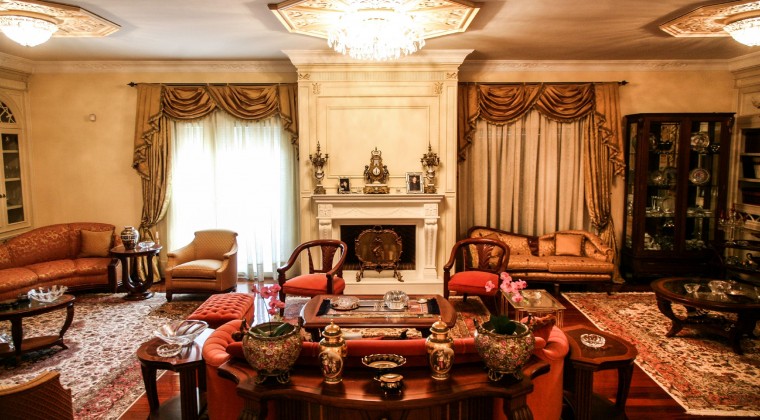 Main Livingroom